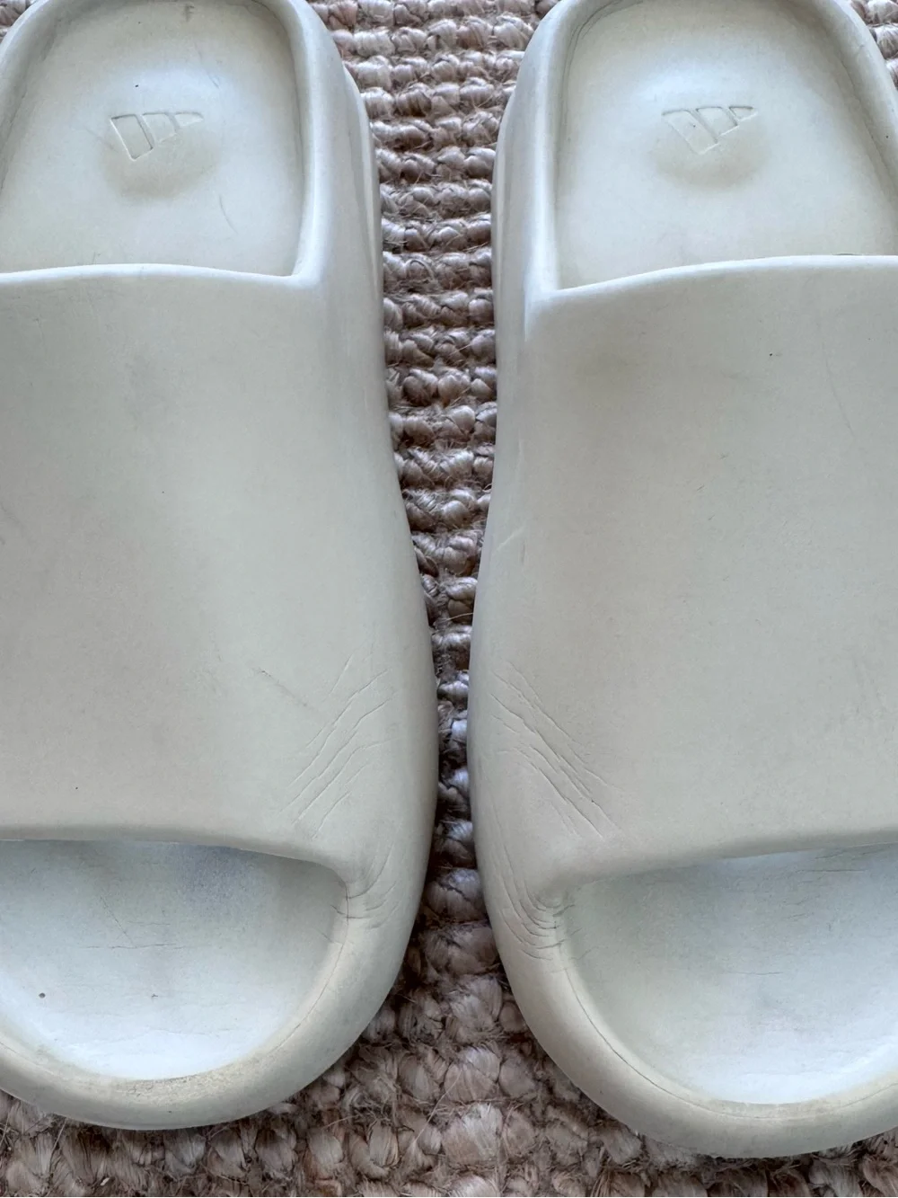 Yeezy adidas slide